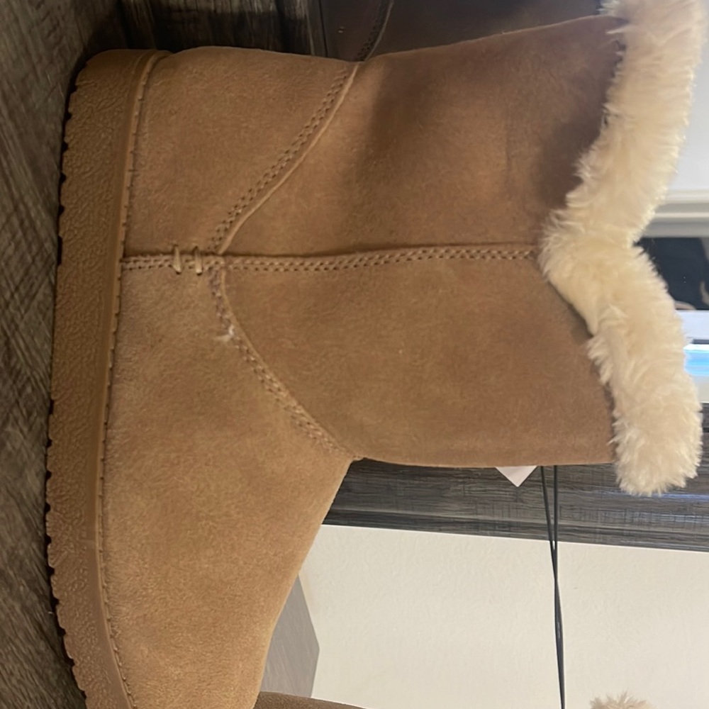 Never worn